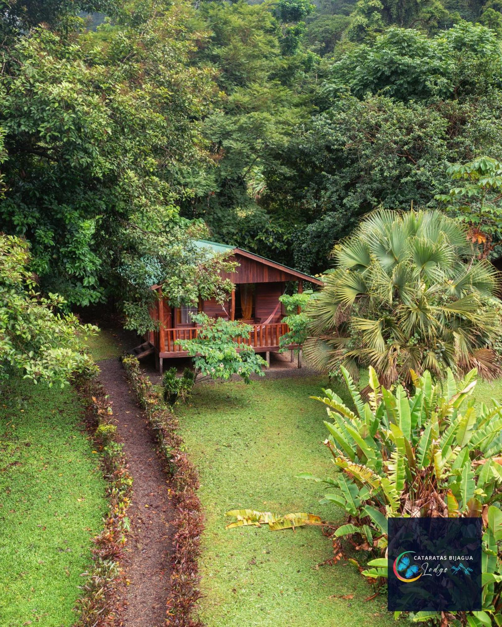 Cataratas Bijagua Lodge, Incluye Tour Autoguiado Bijagua Waterfalls Hike Exterior photo